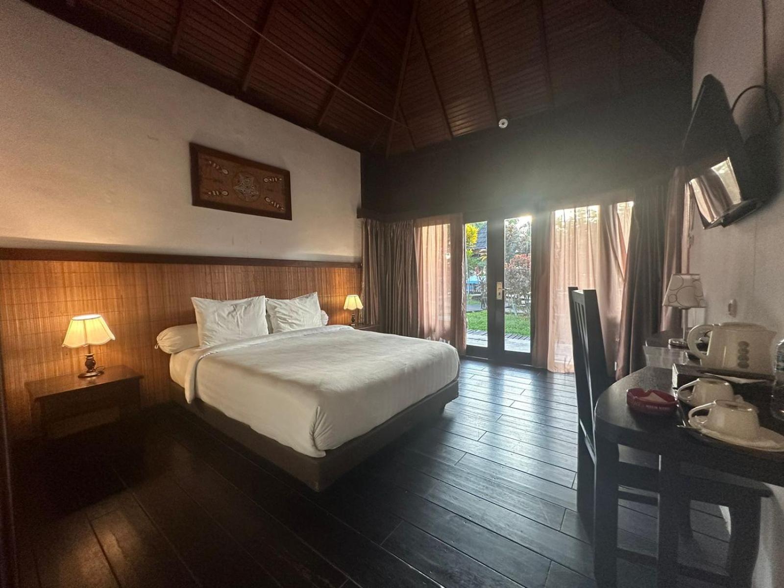 Kasuari Valley Beach Resort Sorong Kültér fotó