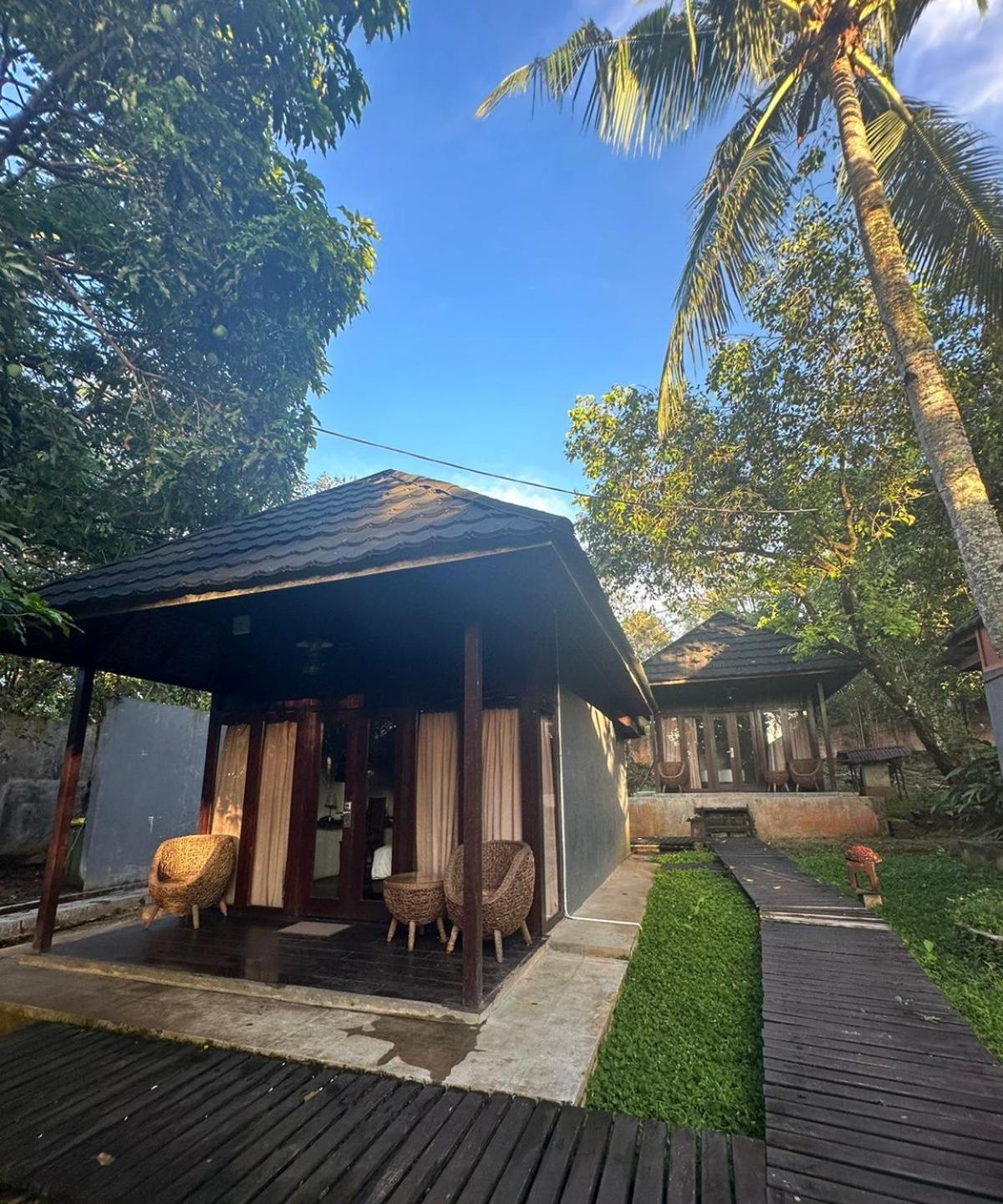 Kasuari Valley Beach Resort Sorong Kültér fotó