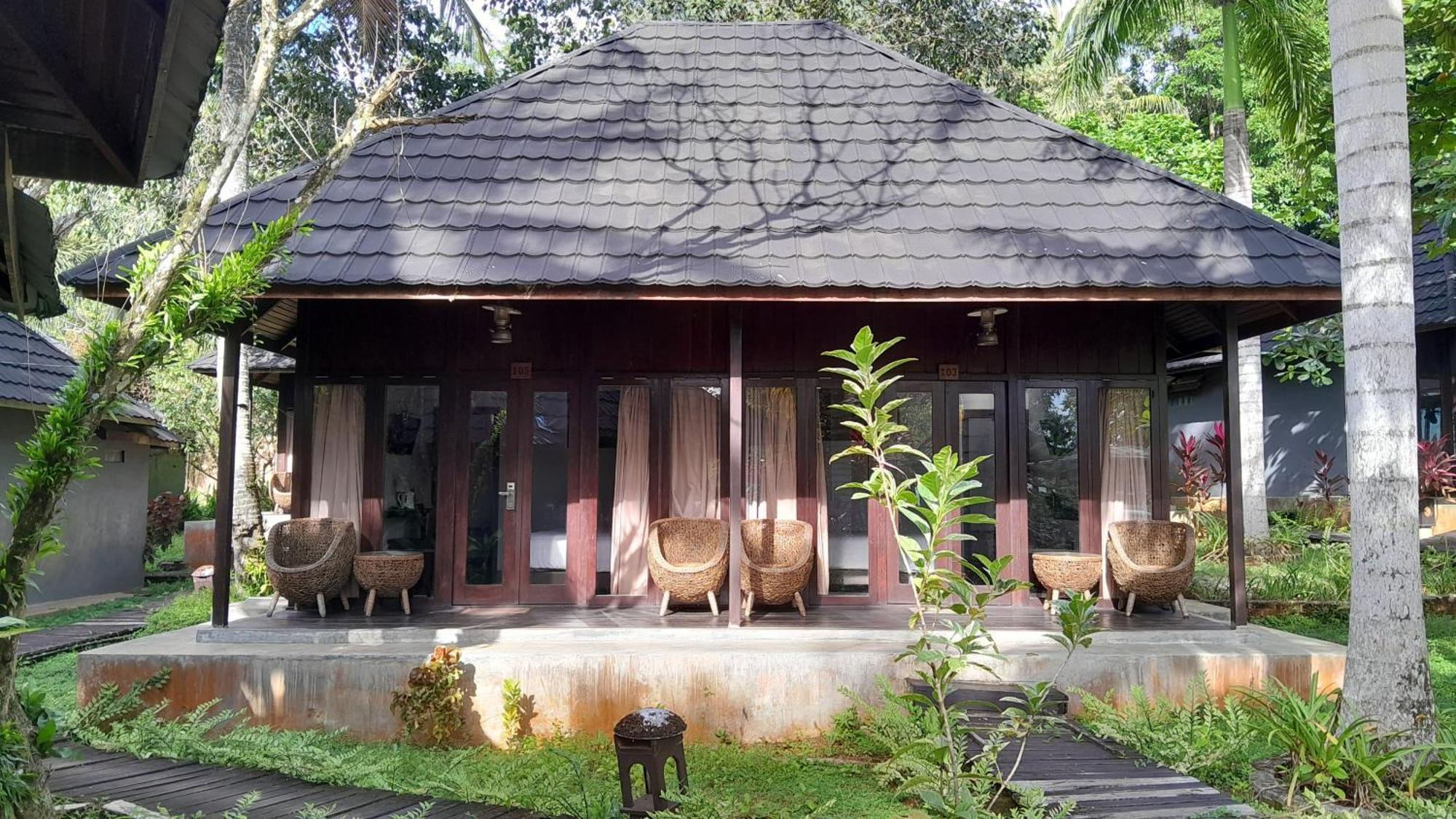 Kasuari Valley Beach Resort Sorong Kültér fotó